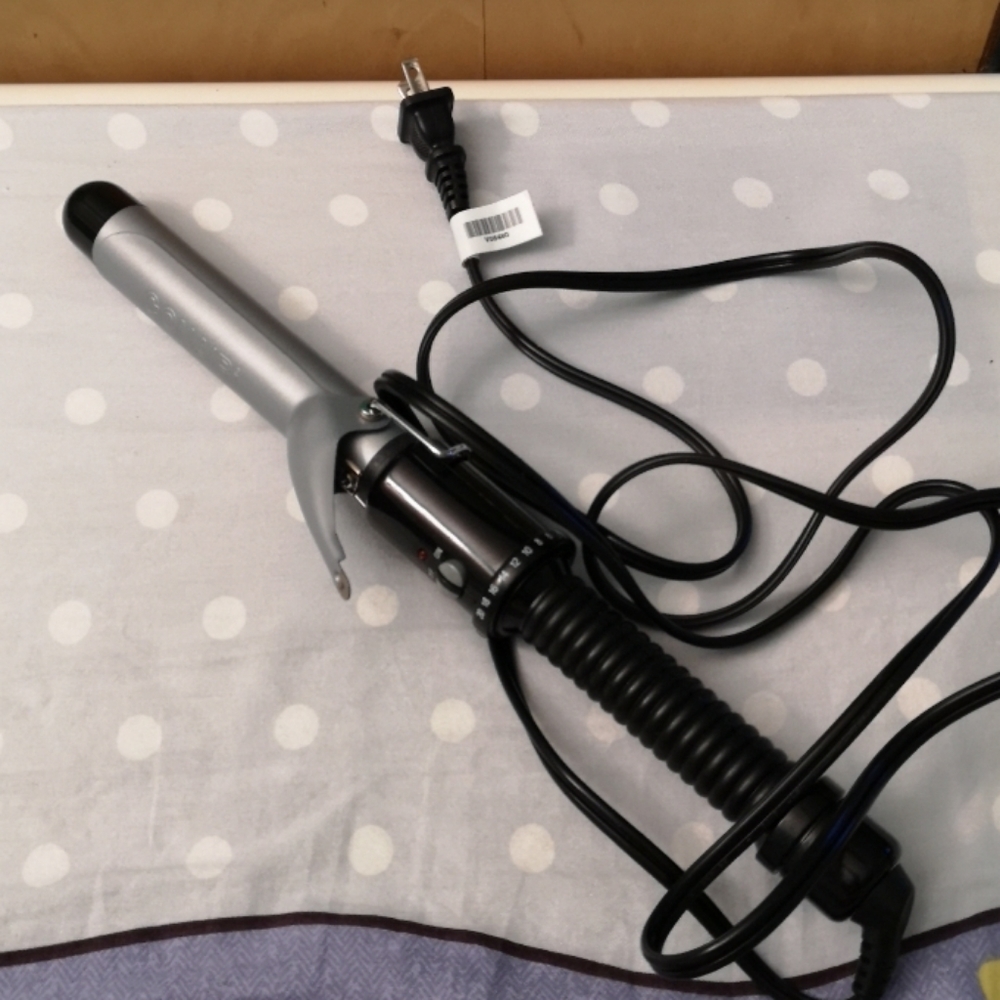 🌟 Conair instant heat curling iron